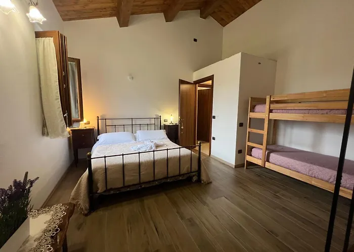 Bed and breakfast Raggiale 3*